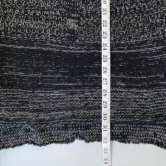 M. Rena turtleneck sleeveless tunic size L - Picture 7 of 7